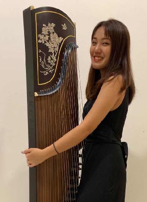 Guzheng Teacher Hui Min